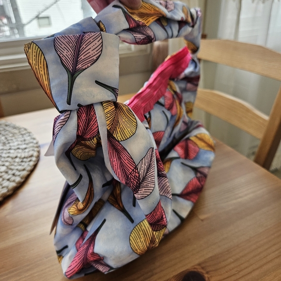 LeSportsac NYBG Collaboration Easy Shoulder Bag NWT Rare! - Picture 4 of 10